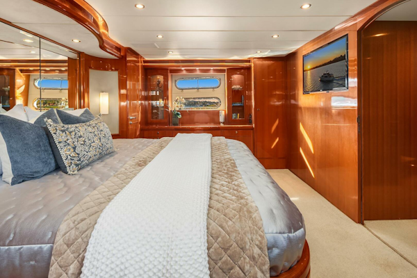 Hampton-720 Skylounge LRC 2014-LA BELLA VITA II Seattle-Washington-United States-Owners Stateroom-5730453