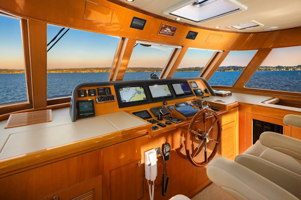 Hampton-720 Skylounge LRC 2014-LA BELLA VITA II Seattle-Washington-United States-Upper Helm-5730440