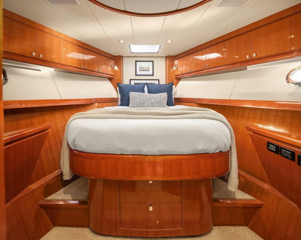 Hampton-720 Skylounge LRC 2014-LA BELLA VITA II Seattle-Washington-United States-Forward Guest Stateroom-5730458