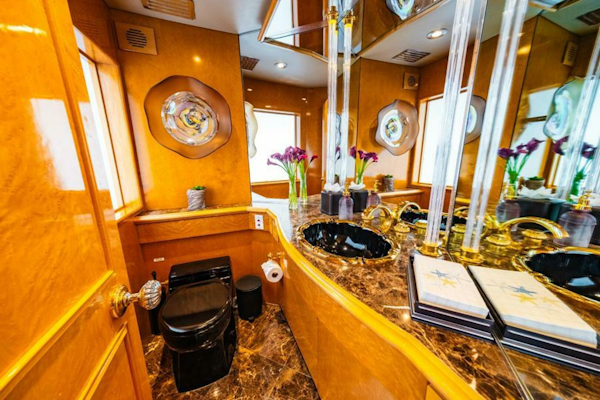 Hatteras-Flybridge Motor Yacht 1995-LONE STAR Ft. Lauderdale-Florida-United States-Day Head-5588652