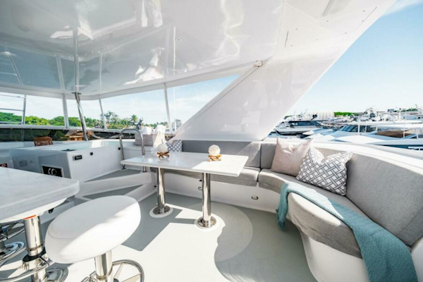 Hatteras-Flybridge Motor Yacht 1995-LONE STAR Ft. Lauderdale-Florida-United States-Flybridge Dining  -5588727