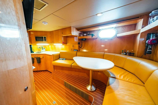 Hatteras-Flybridge Motor Yacht 1995-LONE STAR Ft. Lauderdale-Florida-United States-Crew Mess-5588705