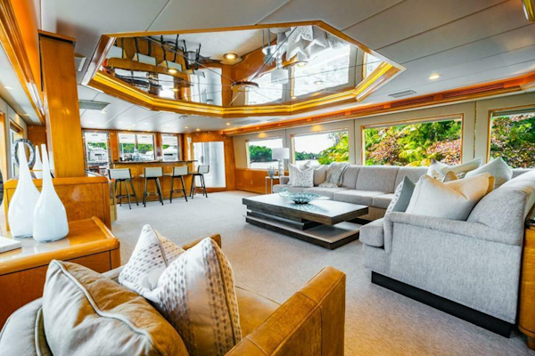 Hatteras-Flybridge Motor Yacht 1995-LONE STAR Ft. Lauderdale-Florida-United States-Salon Looking Aft-5588647