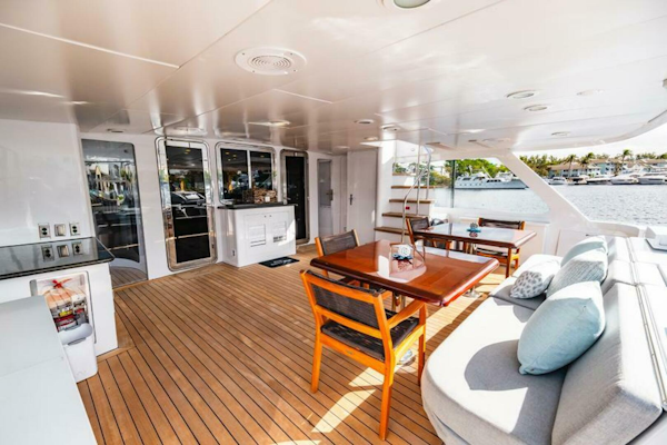 Hatteras-Flybridge Motor Yacht 1995-LONE STAR Ft. Lauderdale-Florida-United States-Aft Deck-5588713