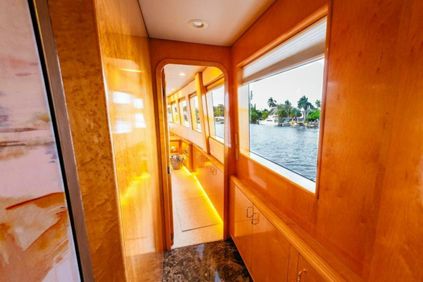 Hatteras-Flybridge Motor Yacht 1995-LONE STAR Ft. Lauderdale-Florida-United States-Foyer to Master  -5588654