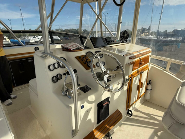 Jersey-Dawn 1991-Jersey Girl Bridgeport-Connecticut-United States-helm-5594710