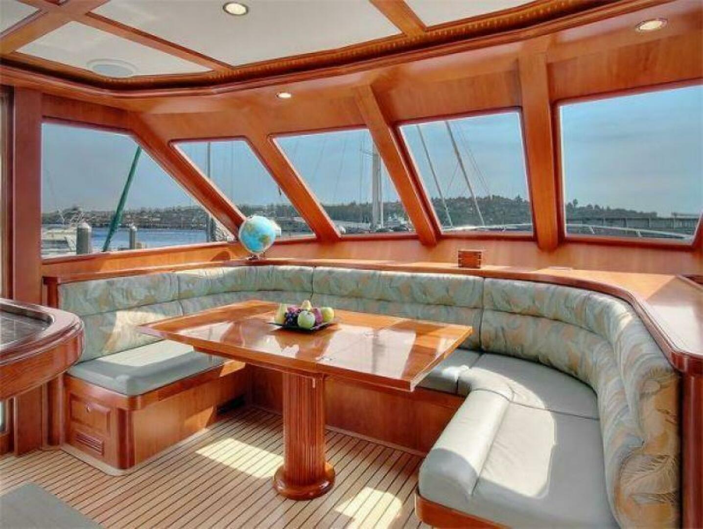 President-Skylounge 2005-Folie Deux Vancouver-British Columbia-Canada-5597153 | Thumbnail