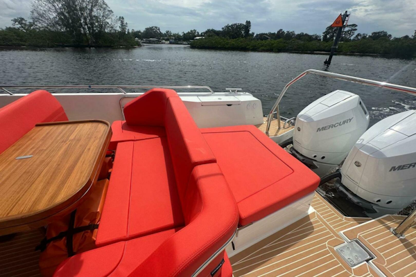 Nimbus-Tender 11 2025 -Sarasota-Florida-United States-5843815