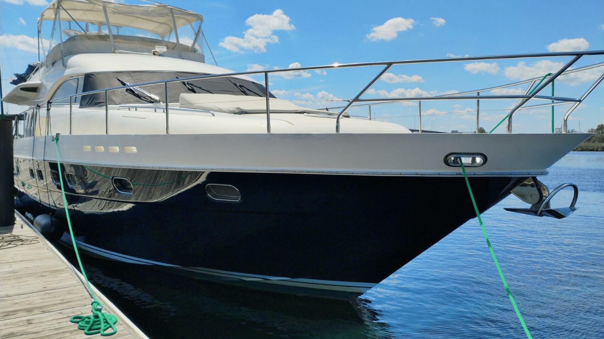 Viking Princess-72 2001-Amusante Epique Wilmington-North Carolina-United States-5602459 | Thumbnail