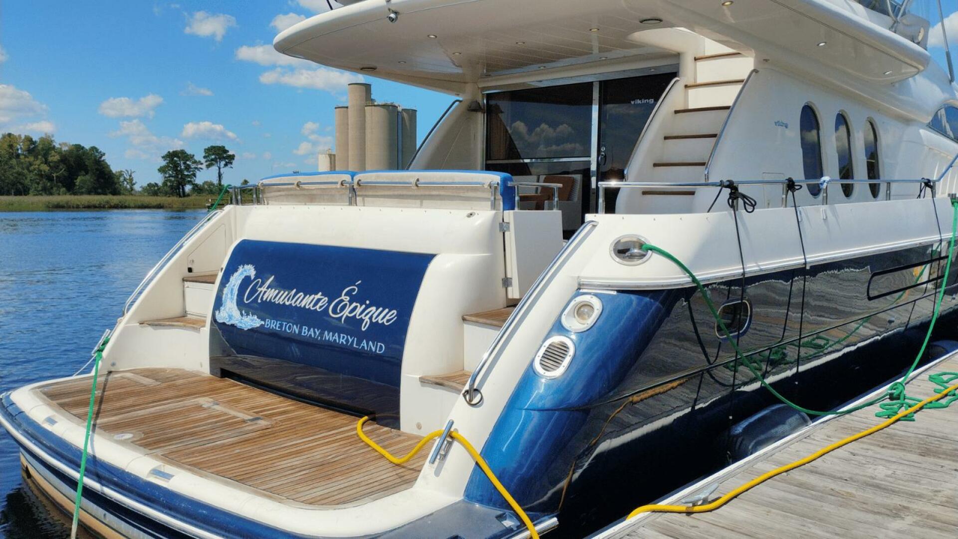 Viking Princess-72 2001-Amusante Epique Wilmington-North Carolina-United States-5602460 | Thumbnail