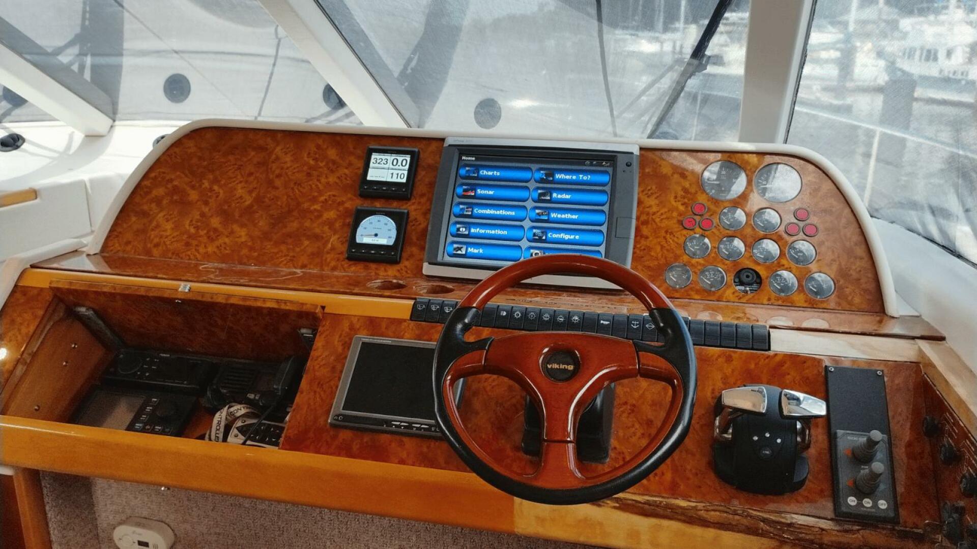 Viking Princess-72 2001-Amusante Epique Wilmington-North Carolina-United States-5602478 | Thumbnail