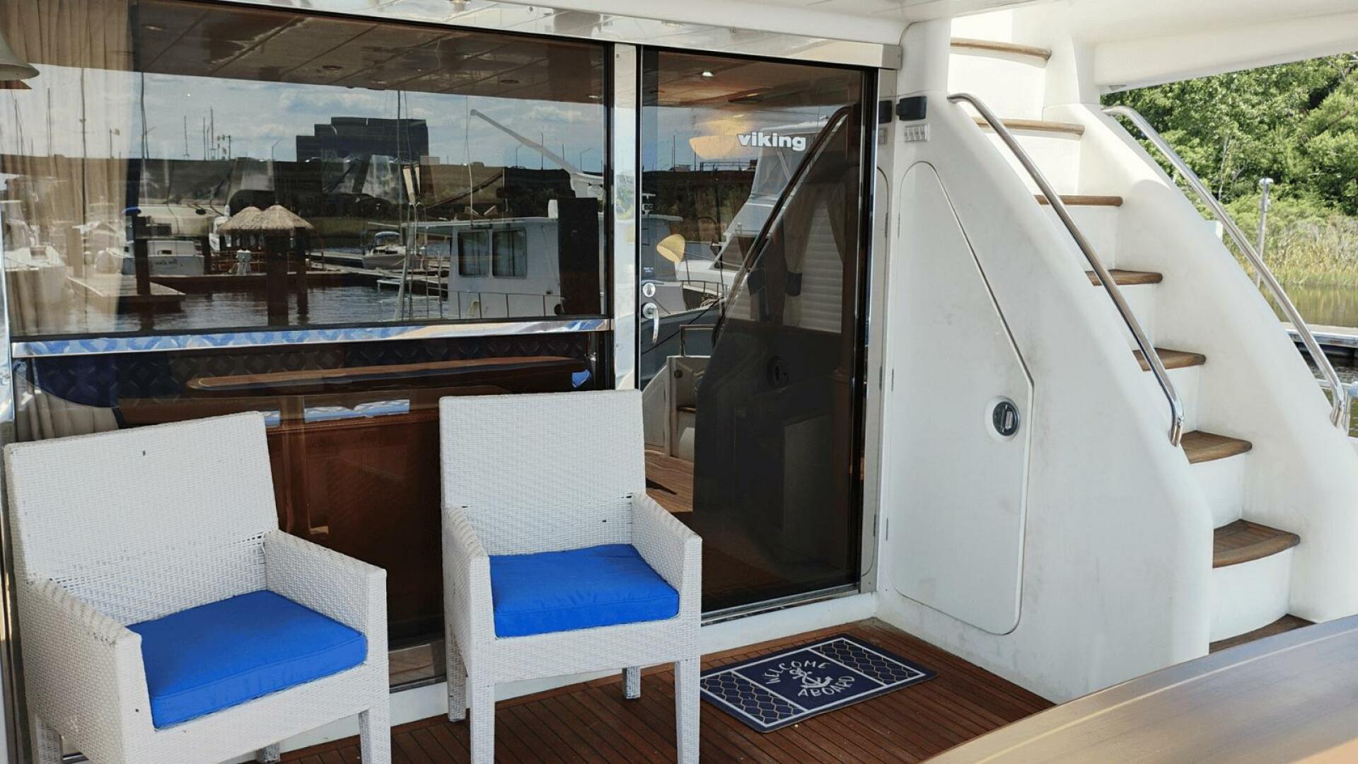 Viking Princess-72 2001-Amusante Epique Wilmington-North Carolina-United States-5602463 | Thumbnail