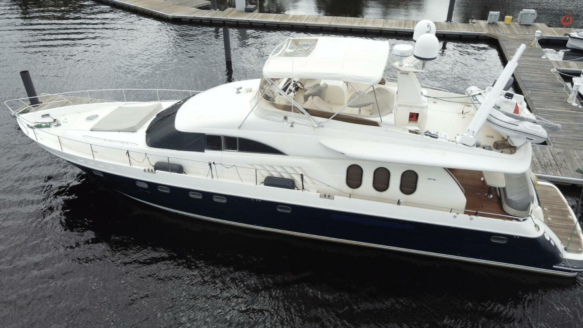 Viking Princess-72 2001-Amusante Epique Wilmington-North Carolina-United States-5602493 | Thumbnail