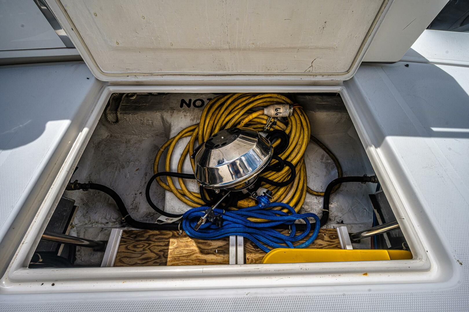 Carver-444 Cockpit Motor Yacht 2003-FIESTA BAYB Charleston-South Carolina-United States-5607847 | Thumbnail