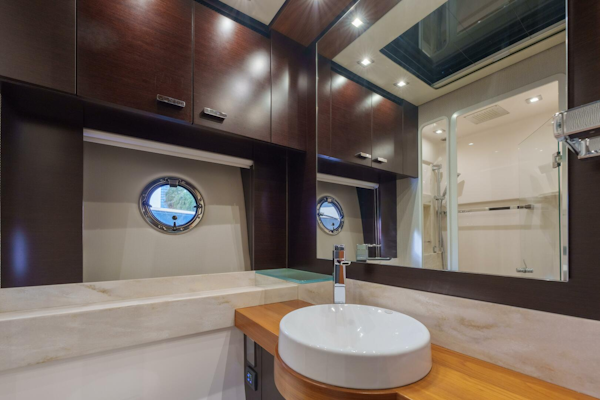 Tiara Yachts-C53 Coupe 2017-Happy Daze IV Fort Lauderdale-Florida-United States-5610364