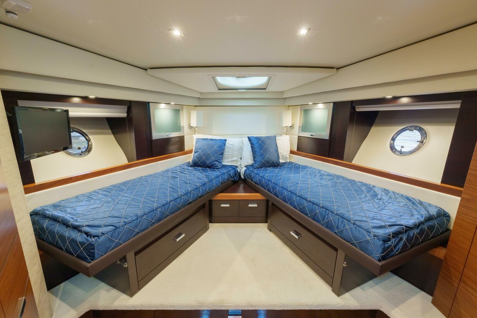 Tiara Yachts-C53 Coupe 2017-Happy Daze IV Fort Lauderdale-Florida-United States-5610356 | Thumbnail