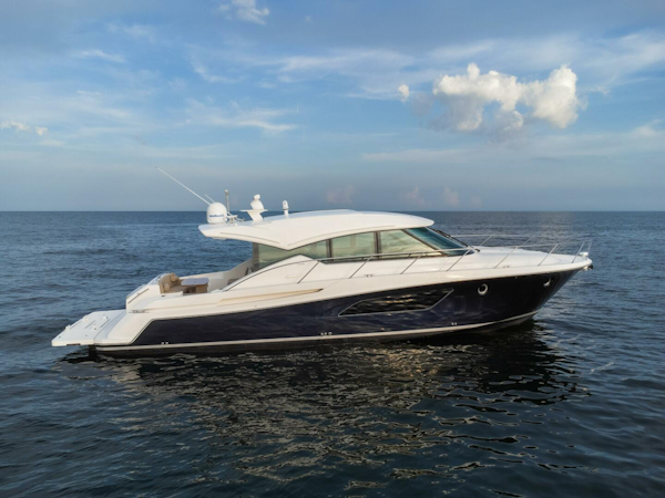 Tiara Yachts-C53 Coupe 2017-Happy Daze IV Fort Lauderdale-Florida-United States-5610279