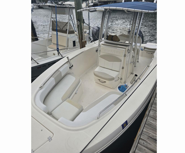 Robalo-R200 2015 -Fort Lauderdale-Florida-United States-5614233