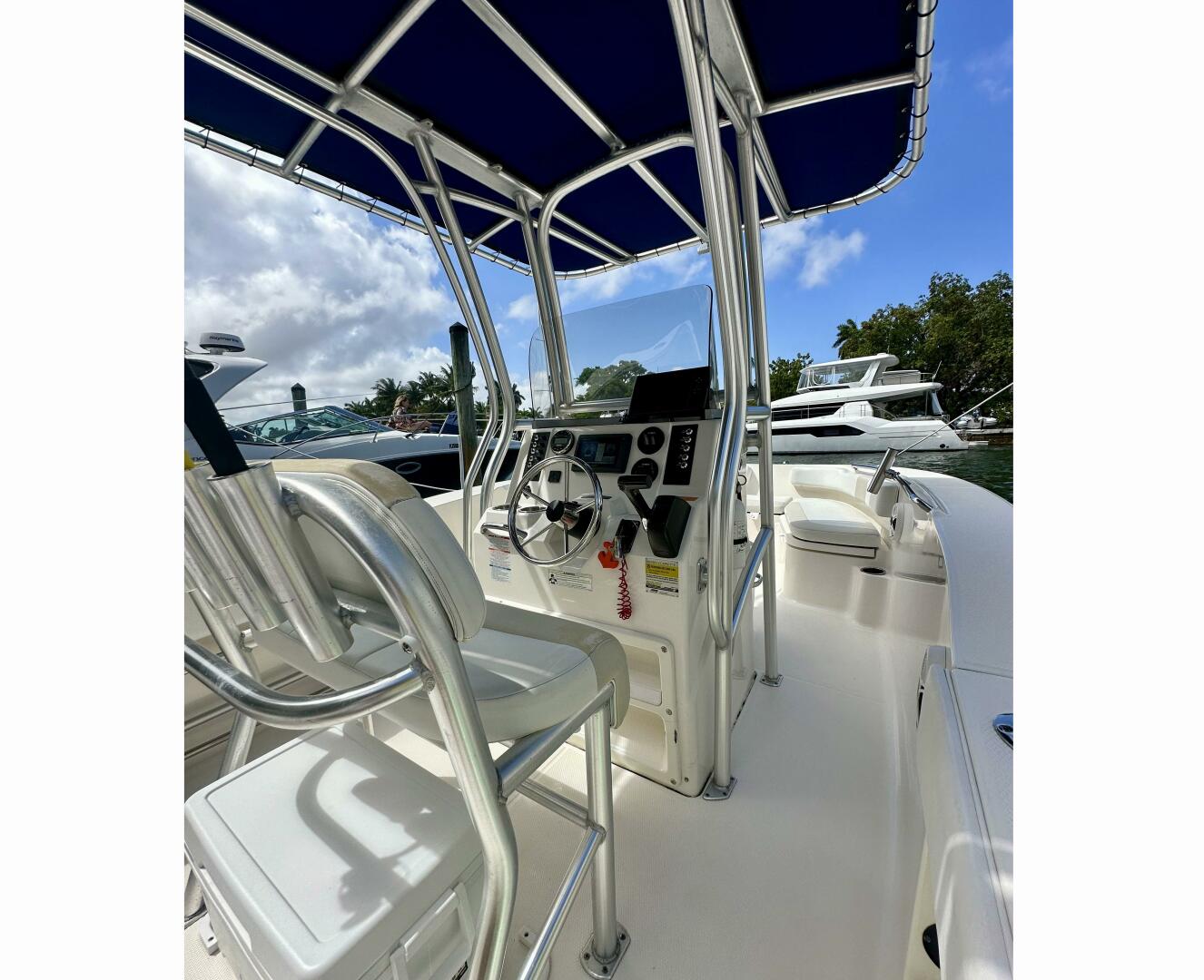 Robalo-R200 2015 -Fort Lauderdale-Florida-United States-5614238 | Thumbnail