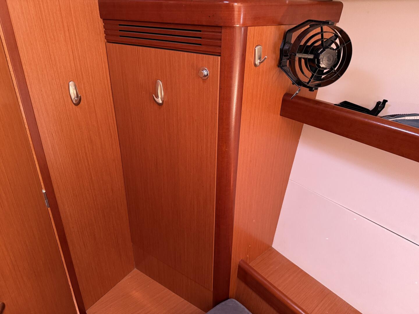 Beneteau-Oceanis 43 2010-Magic Maddie 2 Groton-Connecticut-United States-5614532 | Thumbnail