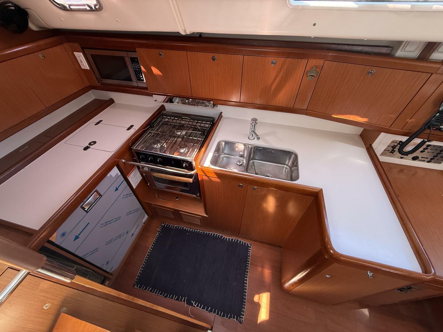 Beneteau-Oceanis 43 2010-Magic Maddie 2 Groton-Connecticut-United States-5614502 | Thumbnail