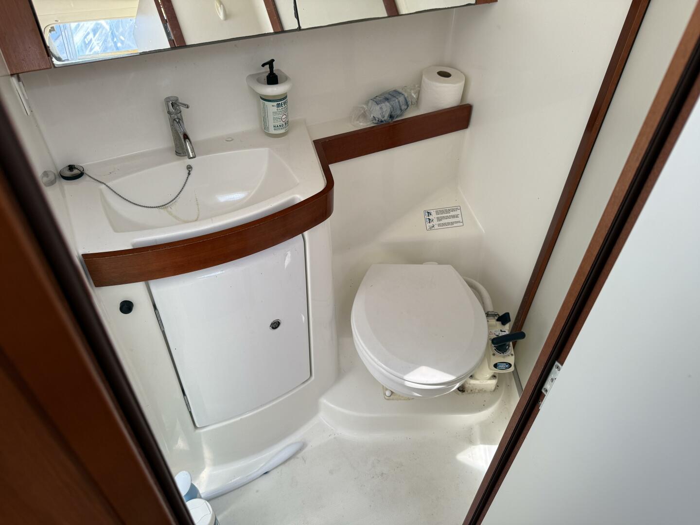 Beneteau-Oceanis 43 2010-Magic Maddie 2 Groton-Connecticut-United States-5614542 | Thumbnail