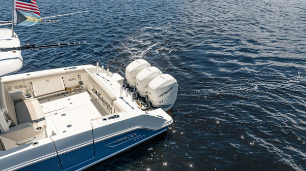 Boston Whaler-380 Outrage 2018-Crushed It Palm City-Florida-United States-5618204
