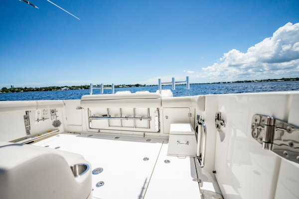 Boston Whaler-380 Outrage 2018-Crushed It Palm City-Florida-United States-5618200