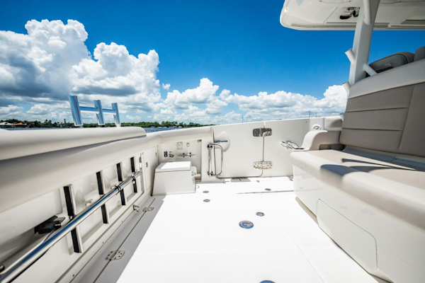 Boston Whaler-380 Outrage 2018-Crushed It Palm City-Florida-United States-5618199