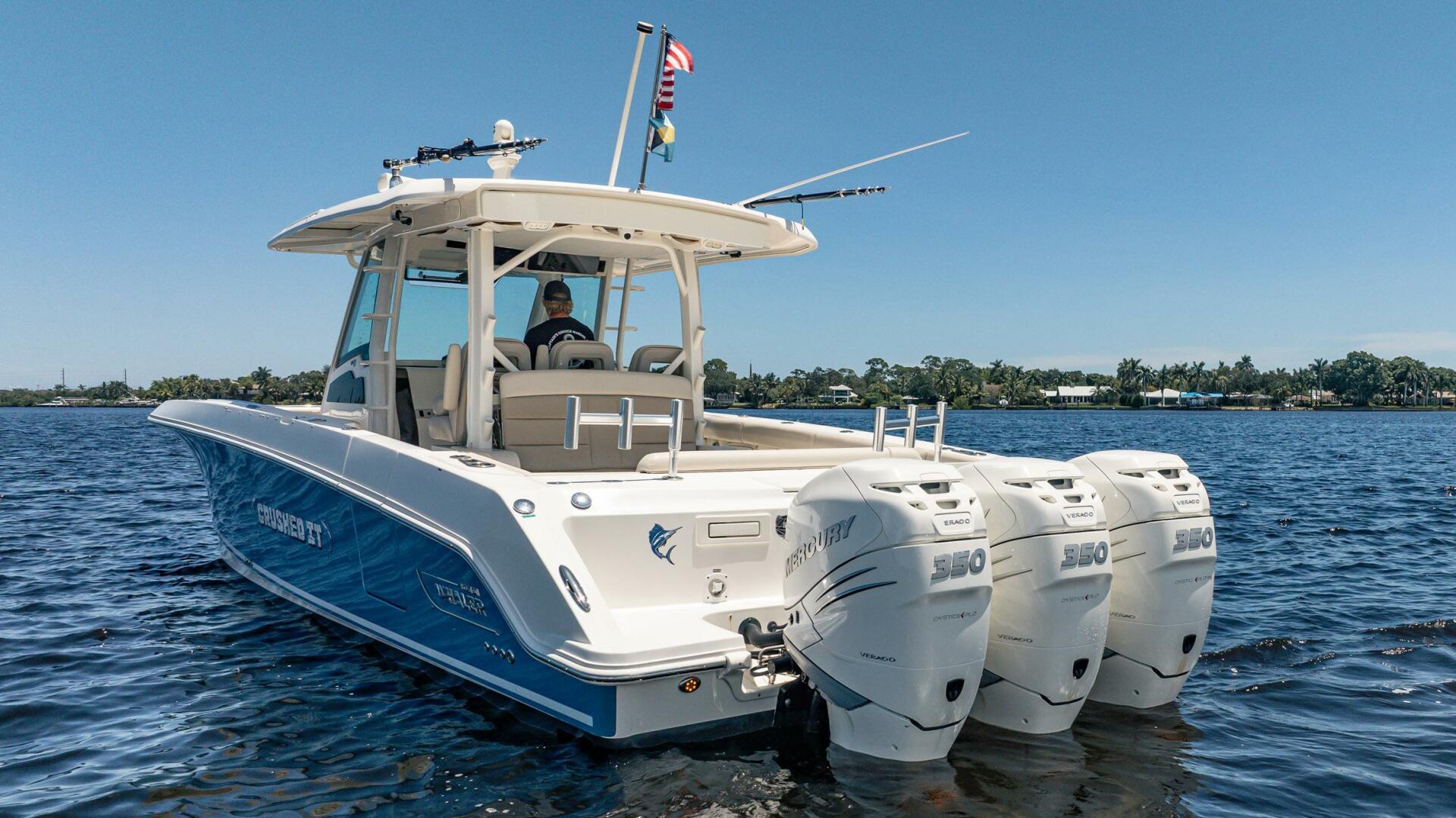 Boston Whaler-380 Outrage 2018-Crushed It Palm City-Florida-United States-5618206 | Thumbnail