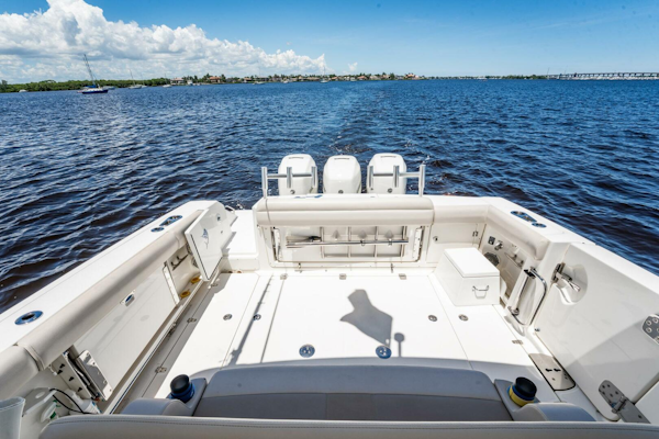Boston Whaler-380 Outrage 2018-Crushed It Palm City-Florida-United States-5618198