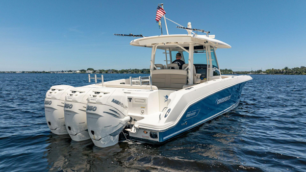 Boston Whaler-380 Outrage 2018-Crushed It Palm City-Florida-United States-5618208