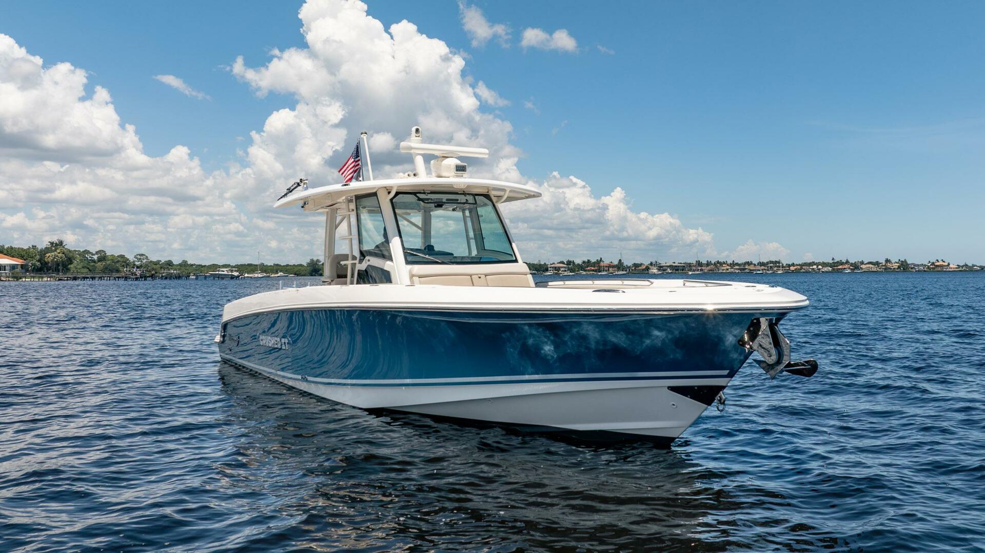 Boston Whaler-380 Outrage 2018-Crushed It Palm City-Florida-United States-5618137 | Thumbnail