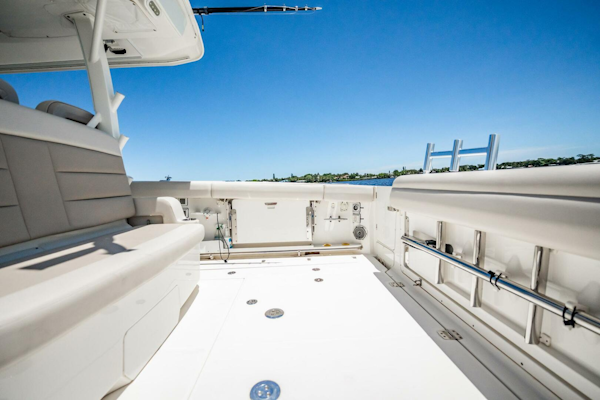 Boston Whaler-380 Outrage 2018-Crushed It Palm City-Florida-United States-5618191