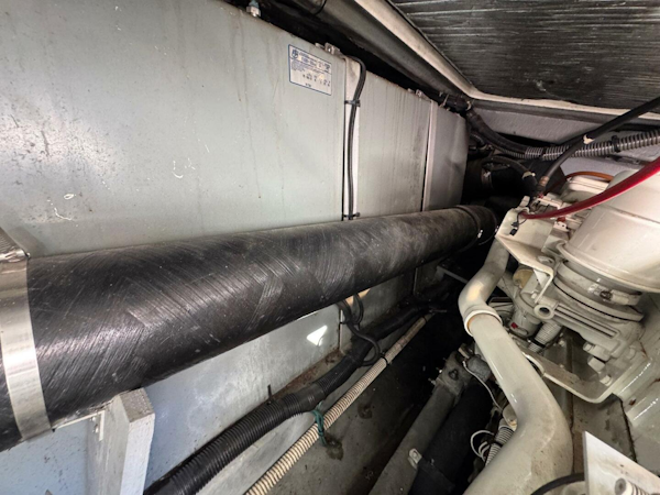 Sea Ray-440 Express Bridge 1994-PEARL Seattle-Washington-United States-20fEngine Room -5620062