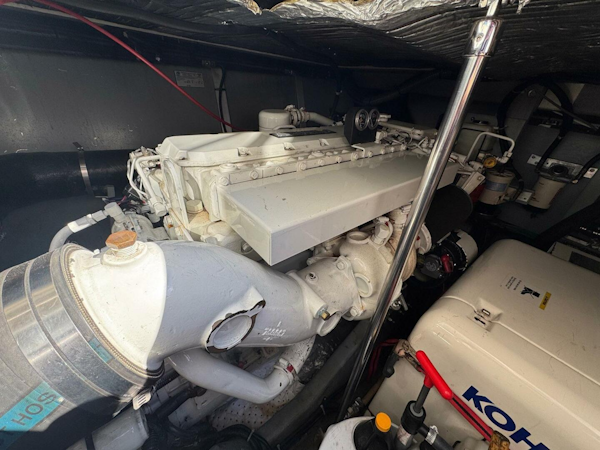 Sea Ray-440 Express Bridge 1994-PEARL Seattle-Washington-United States-20b Port Engine-5620052