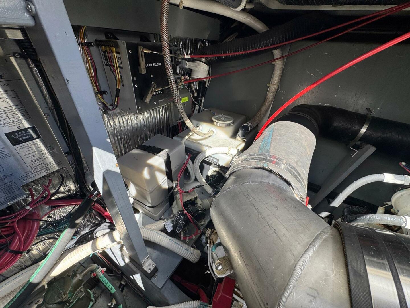 Sea Ray-440 Express Bridge 1994-PEARL Seattle-Washington-United States-20e Engine Room -5620060 | Thumbnail