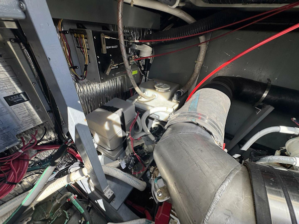 Sea Ray-440 Express Bridge 1994-PEARL Seattle-Washington-United States-20e Engine Room -5620060
