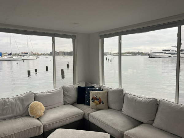Sumerset-Houseboat 1981 -Boston-Massachusetts-United States-5628162