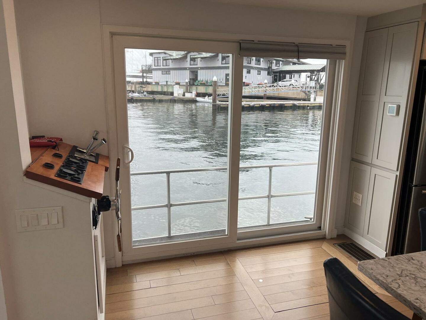 Sumerset-Houseboat 1981 -Boston-Massachusetts-United States-5628168 | Thumbnail