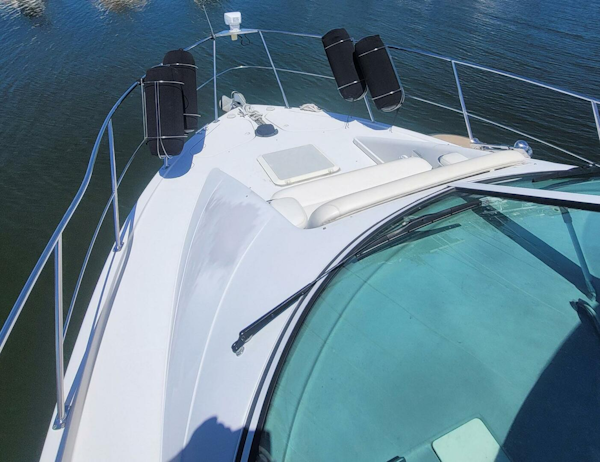 Carver-350 Mariner 2000-Satellite Office Mount Pleasant-South Carolina-United States-5622317