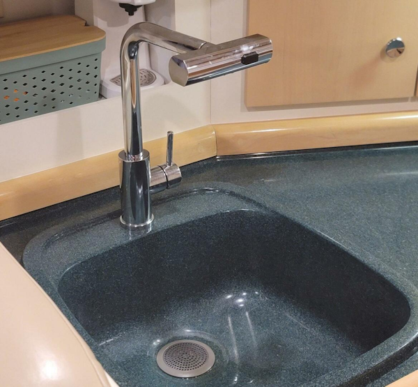 Carver-350 Mariner 2000-Satellite Office Mount Pleasant-South Carolina-United States-5622337
