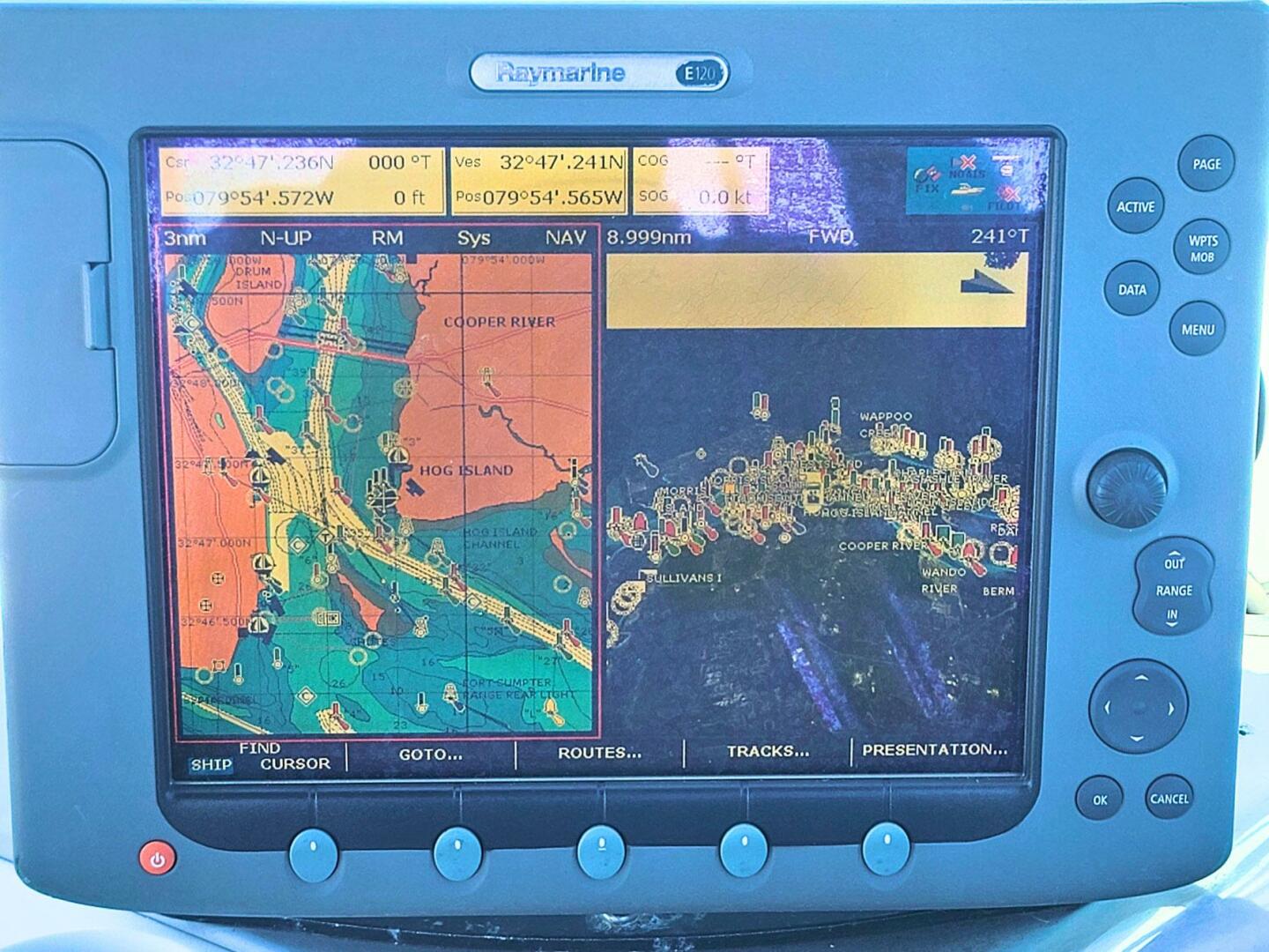 Carver-350 Mariner 2000-Satellite Office Mount Pleasant-South Carolina-United States-5622321 | Thumbnail