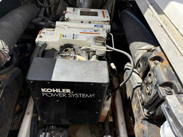 Carver-350 Mariner 2000-Satellite Office Mount Pleasant-South Carolina-United States-5622341