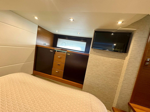 Tiara Yachts-53 Coupe 2017-SNEEZY Grand Haven-Michigan-United States-5622695