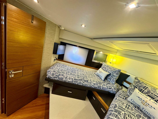 Tiara Yachts-53 Coupe 2017-SNEEZY Grand Haven-Michigan-United States-5622704