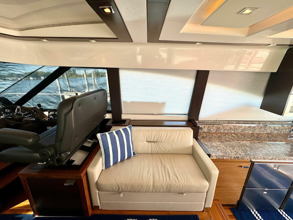 Tiara Yachts-53 Coupe 2017-SNEEZY Grand Haven-Michigan-United States-5622675