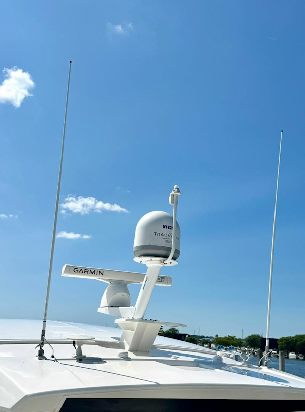 Tiara Yachts-53 Coupe 2017-SNEEZY Grand Haven-Michigan-United States-5622715