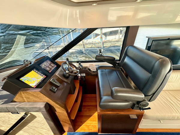 Tiara Yachts-53 Coupe 2017-SNEEZY Grand Haven-Michigan-United States-5622664