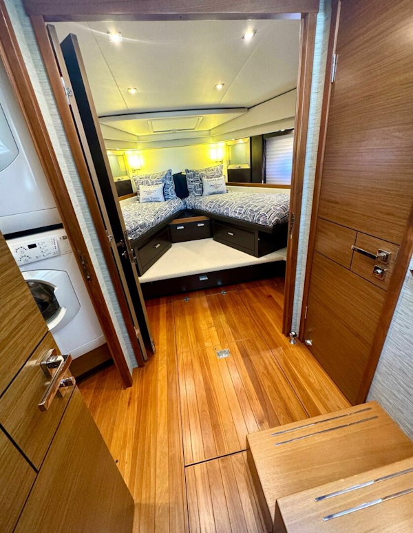 Tiara Yachts-53 Coupe 2017-SNEEZY Grand Haven-Michigan-United States-5622690